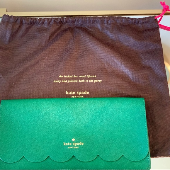 Kate Spade Wrislet - Picture 5 of 5